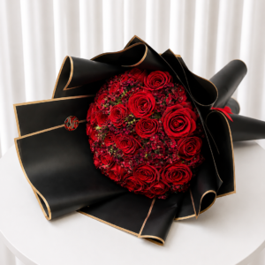 دسته گل رز قرمز لوکس